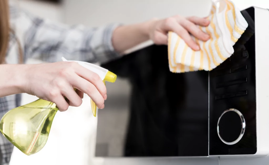 Cleaning Microwave