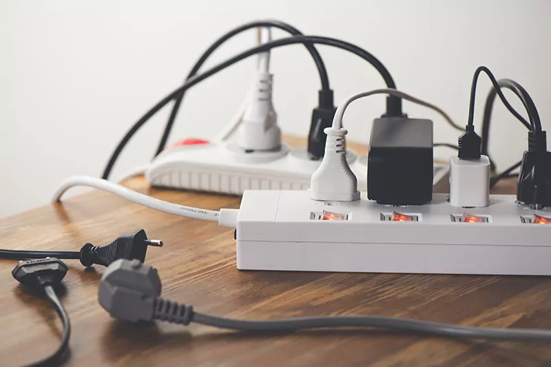 6 quick and easy ways to hide wires & cables - Taskrabbit Blog (UK)